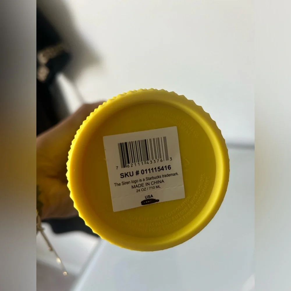 Starbucks Hawaii Pineapple tumbler cup with straw